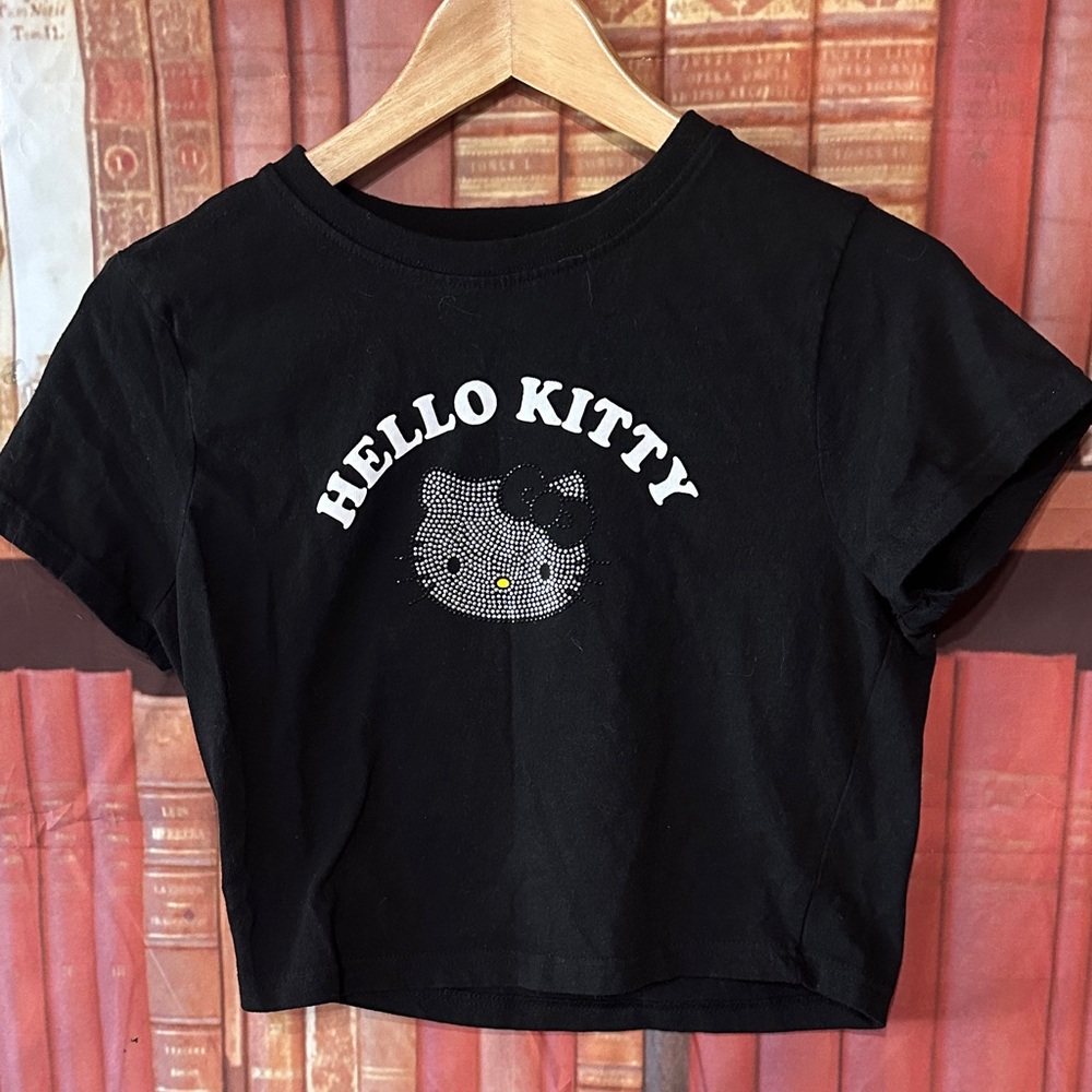 Hello Kitty Sanrio Rhinestone Black Crop Tee Large